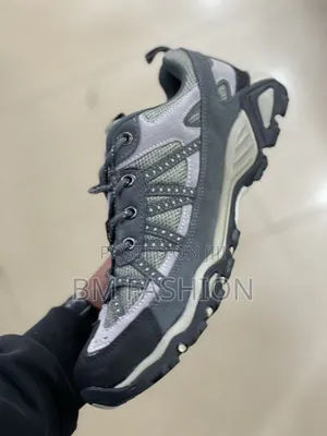 The Columbia Bold Hiker