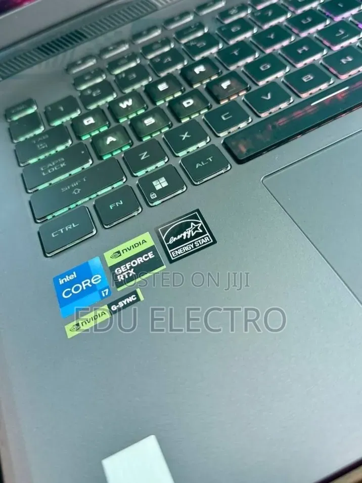 New Laptop Asus ROG Strix G16 16GB Intel Core i7 SSD 1T