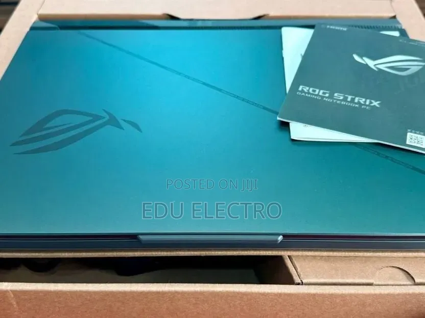 New Laptop Asus ROG Strix G16 16GB Intel Core i7 SSD 1T