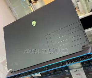 New Laptop Alienware 16GB Intel Core i7 SSD 512GB