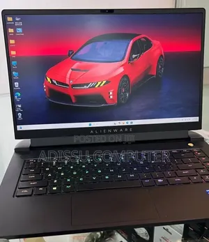 New Laptop Alienware 16GB Intel Core i7 SSD 512GB
