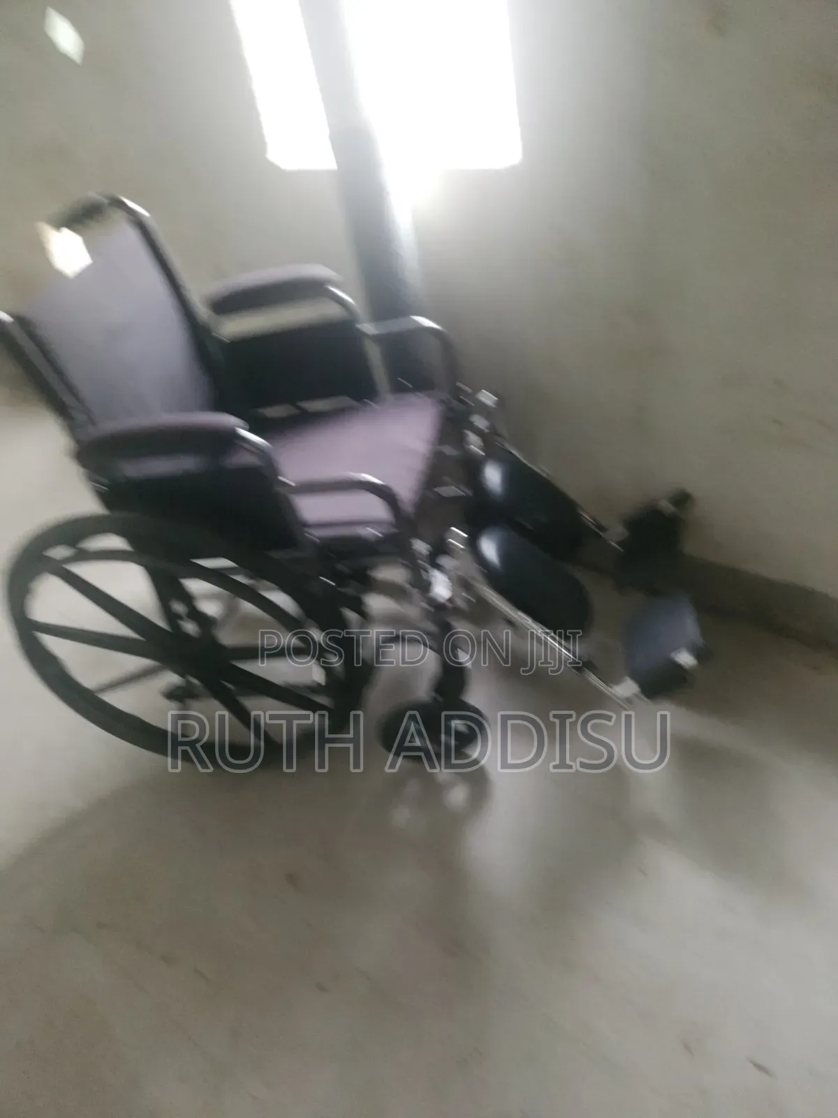 Deluxe Elevating Footrest Wheelchair (WC922) Medical Wheelchair ዊልቸር