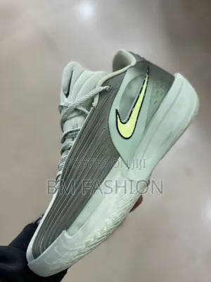 Nike G.T. 3