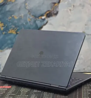 New Laptop Alienware M16 32GB Intel Core Ultra 9 SSD 1T