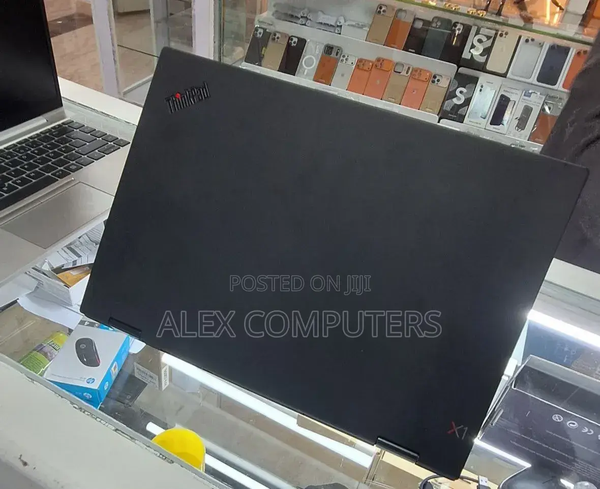 New Laptop Lenovo ThinkPad X1 Yoga 16GB Intel Core i7 SSD 512GB