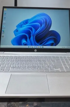New Laptop HP EliteBook 830 16GB Intel Core i7 SSD 512GB