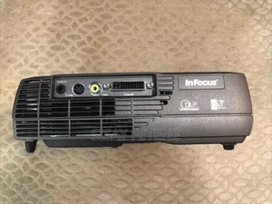 Projector InFocus