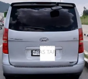 Hyundai Starex 2015 Silver