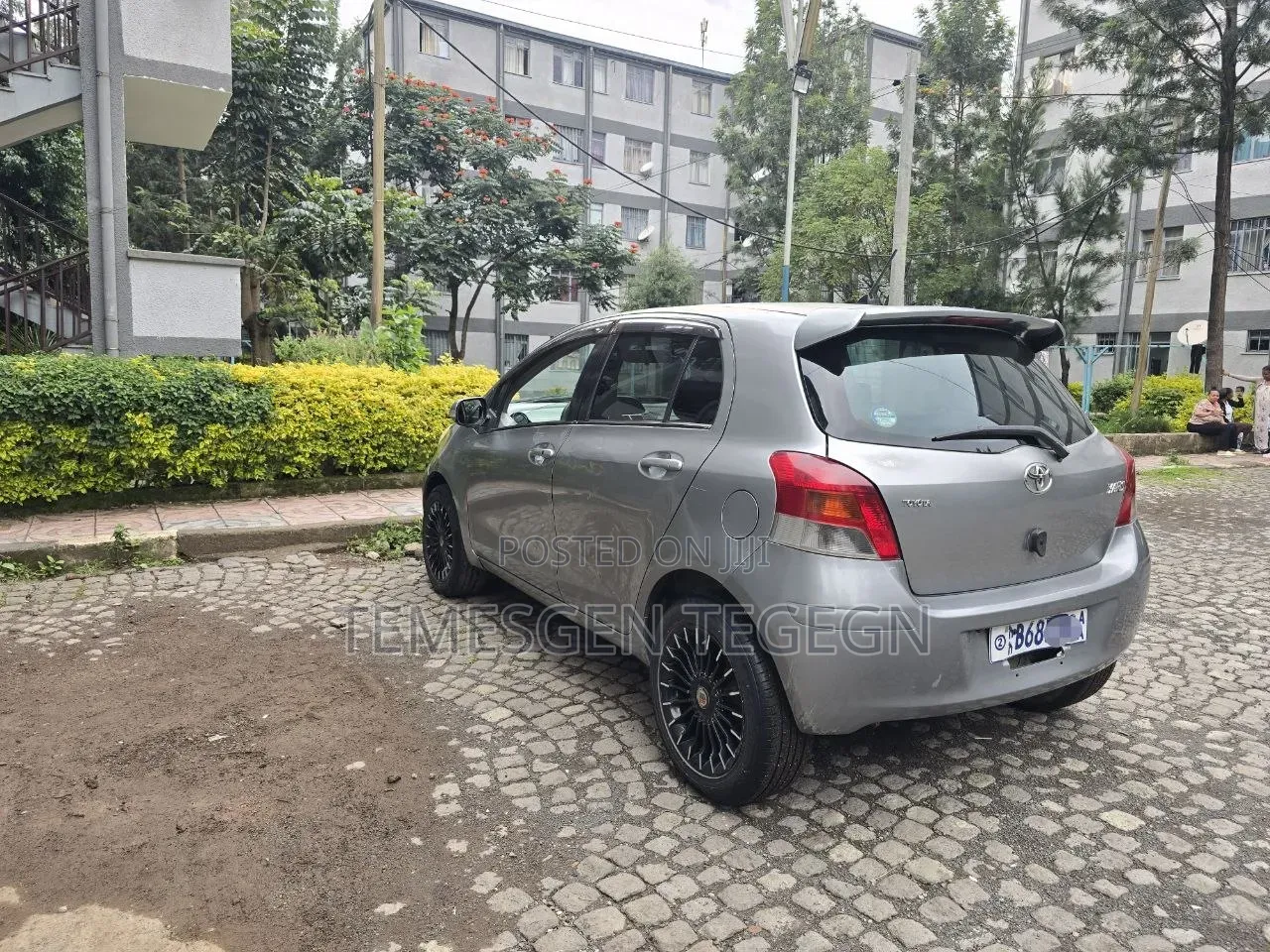 Toyota Yaris 2010 Gray