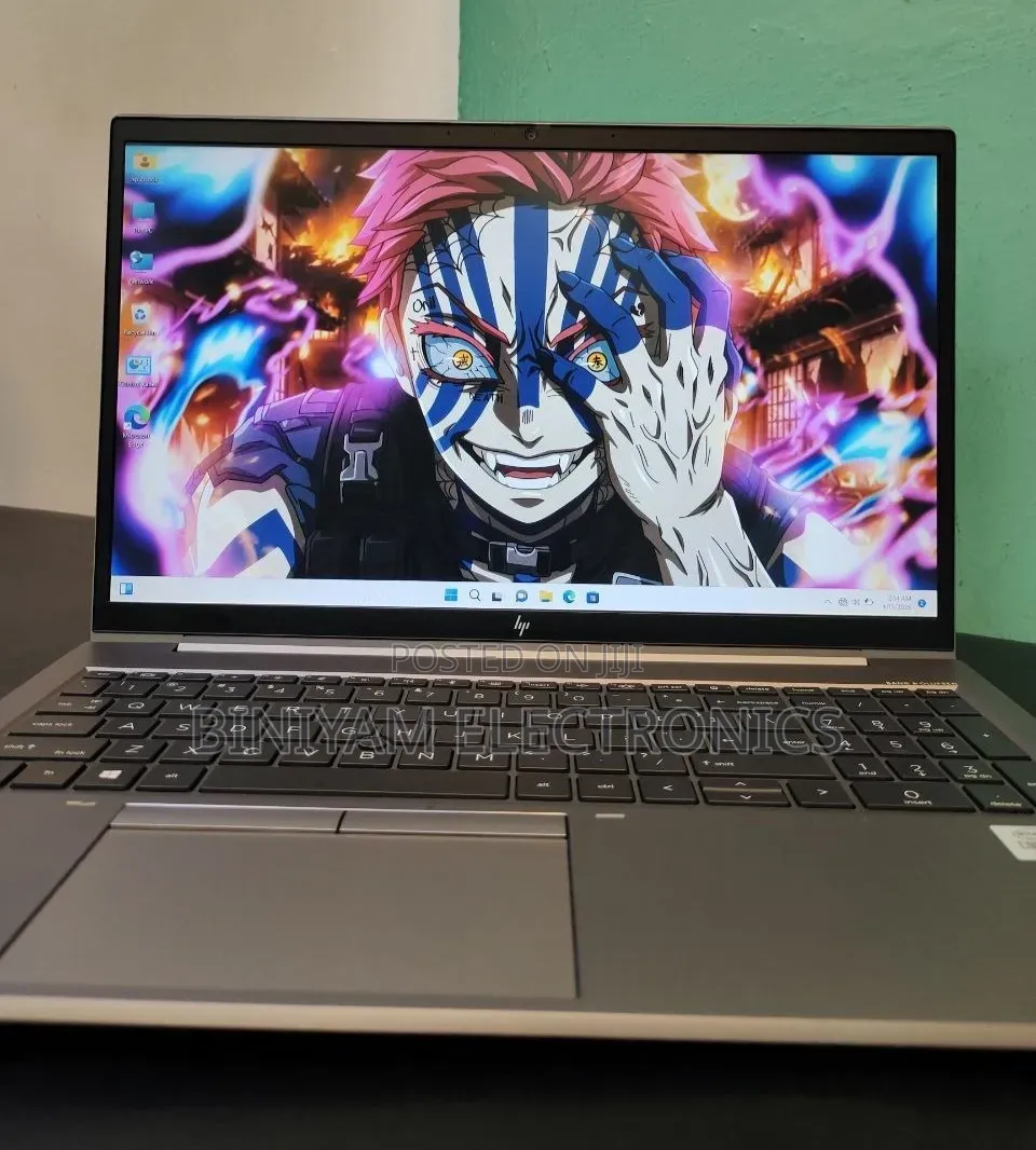 New Laptop HP ZBook Firefly 15 G7 16GB Intel Core i7 SSD 1T