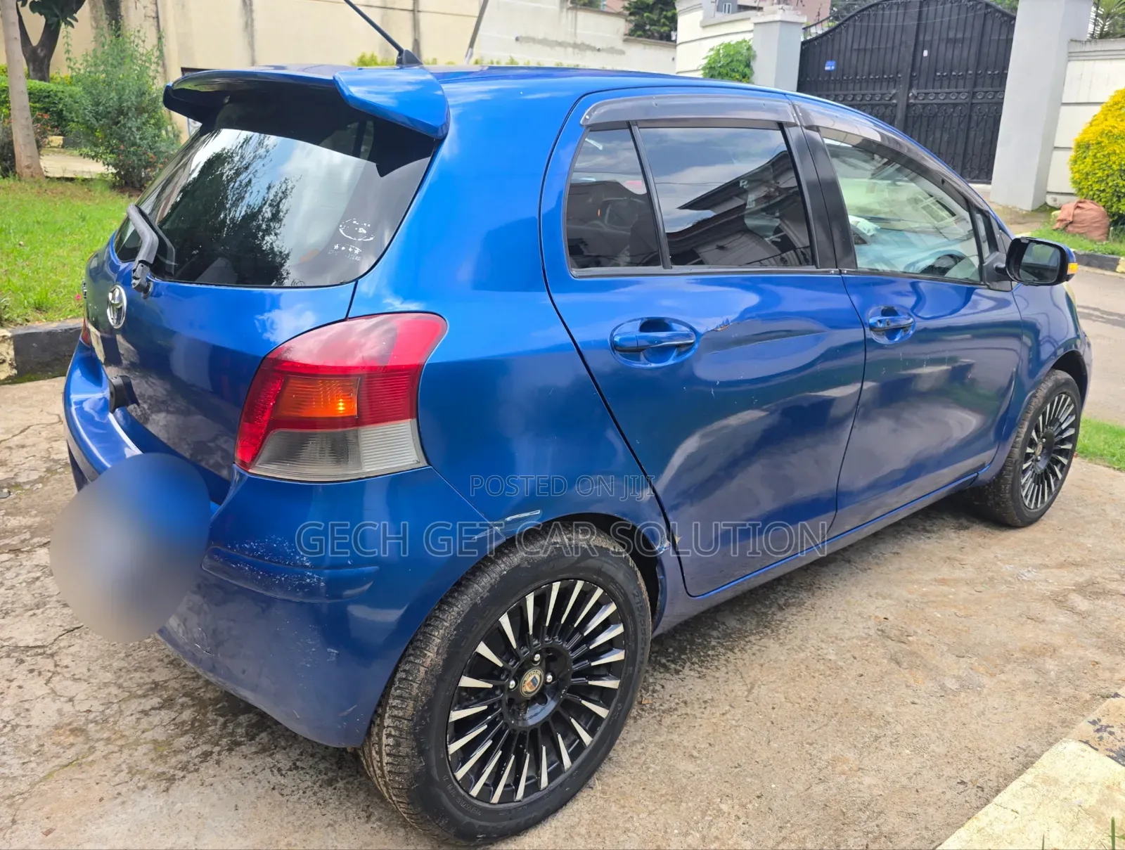 Toyota Yaris 2010 Blue