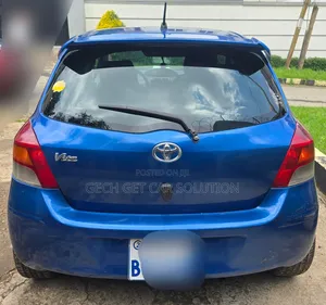 Toyota Yaris 2010 Blue