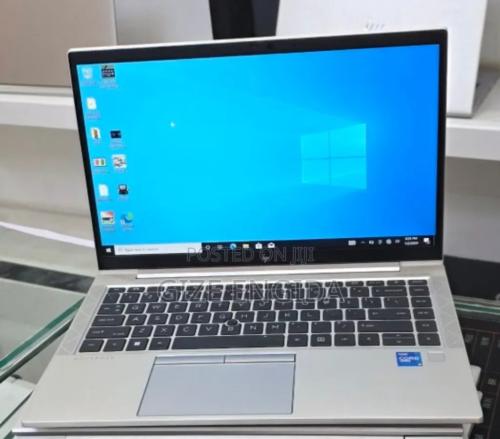 New Laptop HP EliteBook 840 G8 16GB Intel Core i5 SSD 512GB