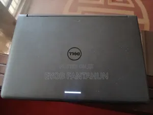 Laptop Dell Latitude 5310 4GB Intel Pentium HDD 256GB