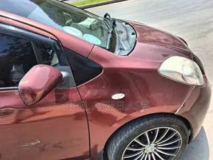 Toyota Yaris 2007 Red