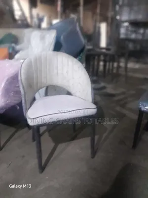 Comfortable Restaurant Chairs