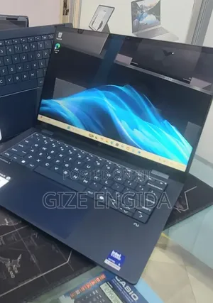 New Laptop HP OmniBook X Flip 14" 16GB Intel Core Ultra 5 SSD 512GB