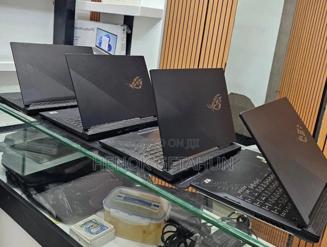 New Laptop Asus ROG Strix G15 16GB Intel Core i7 SSD 512GB
