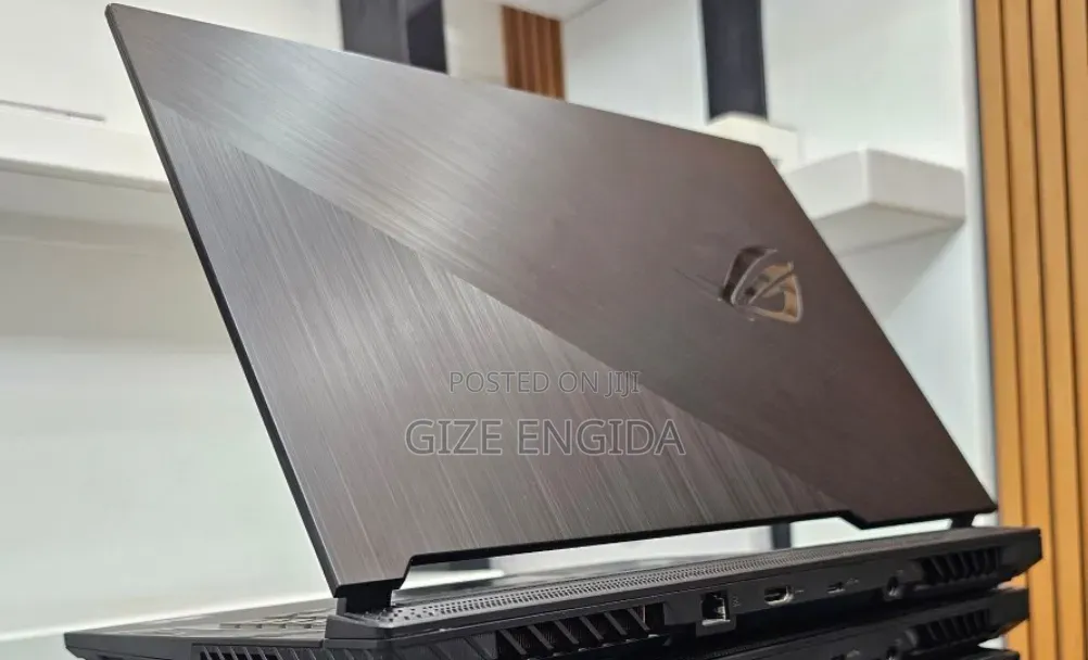 New Laptop Asus ROG Strix G15 16GB Intel Core i7 SSD 512GB