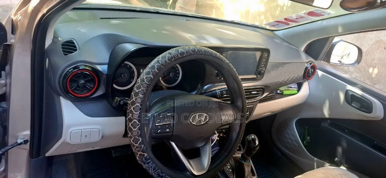 Hyundai I10 2022 Silver
