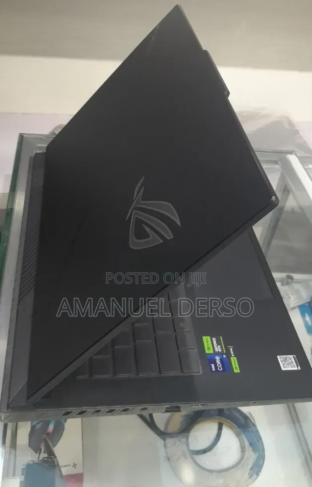 New Laptop Asus ROG Strix G15 16GB Intel Core i9 SSD 1T