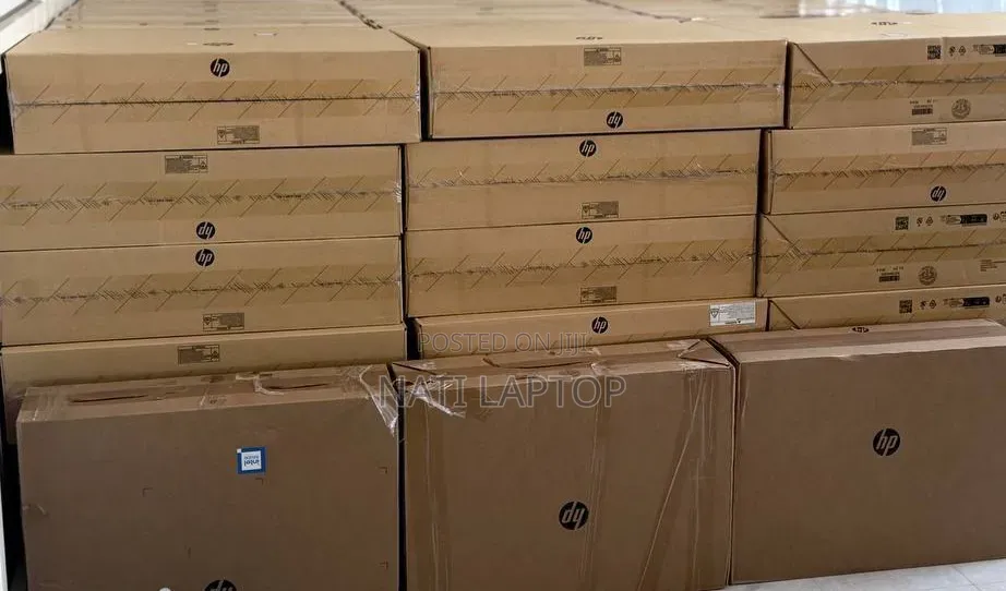 New HP 200 G4 22 All-in-One 16GB Intel Core i7 SSD 512GB