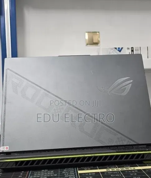 New Laptop Asus ROG Strix G15 16GB Intel Core i9 SSD 1T