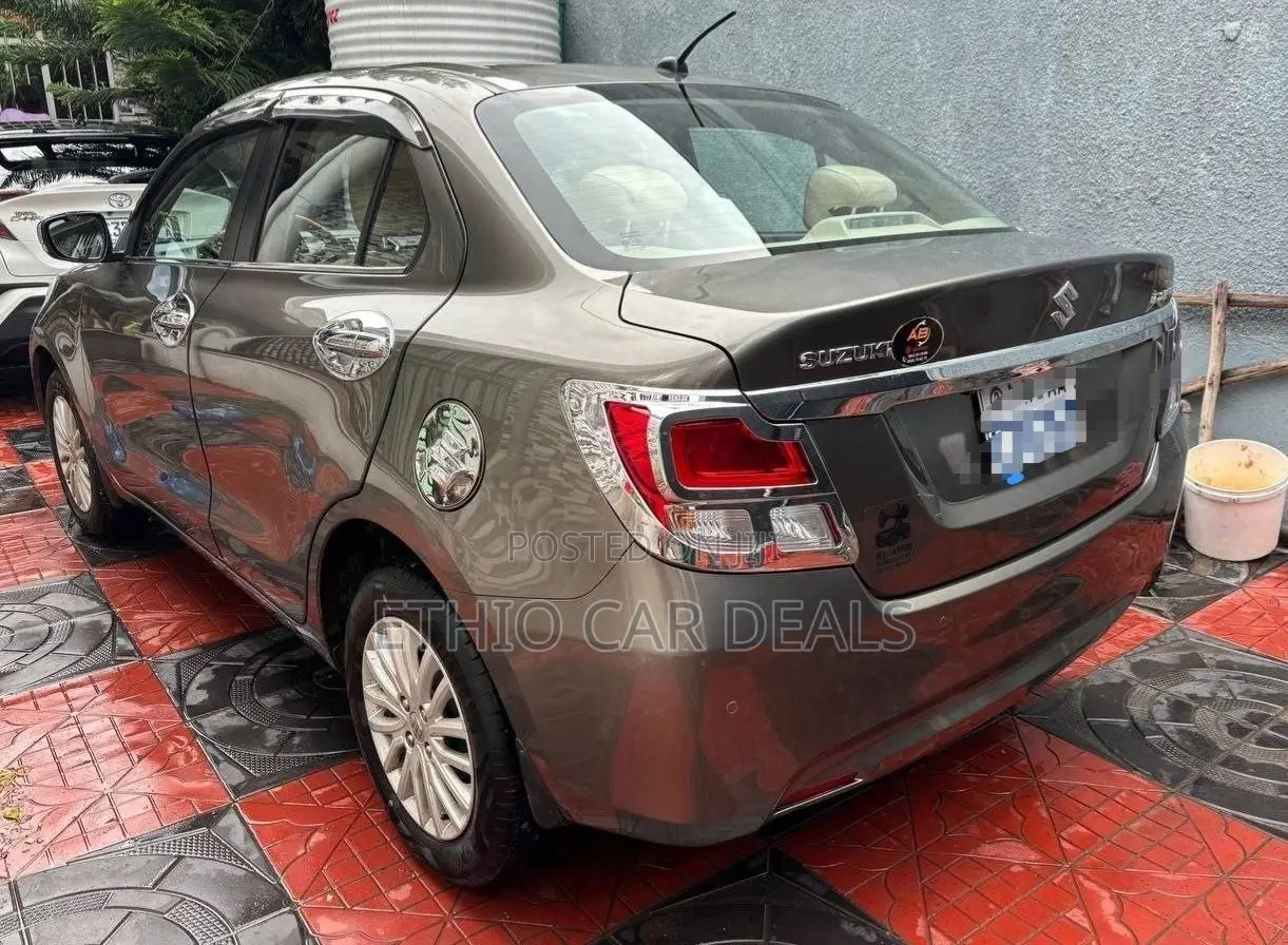 Suzuki Dzire 2022 Gray