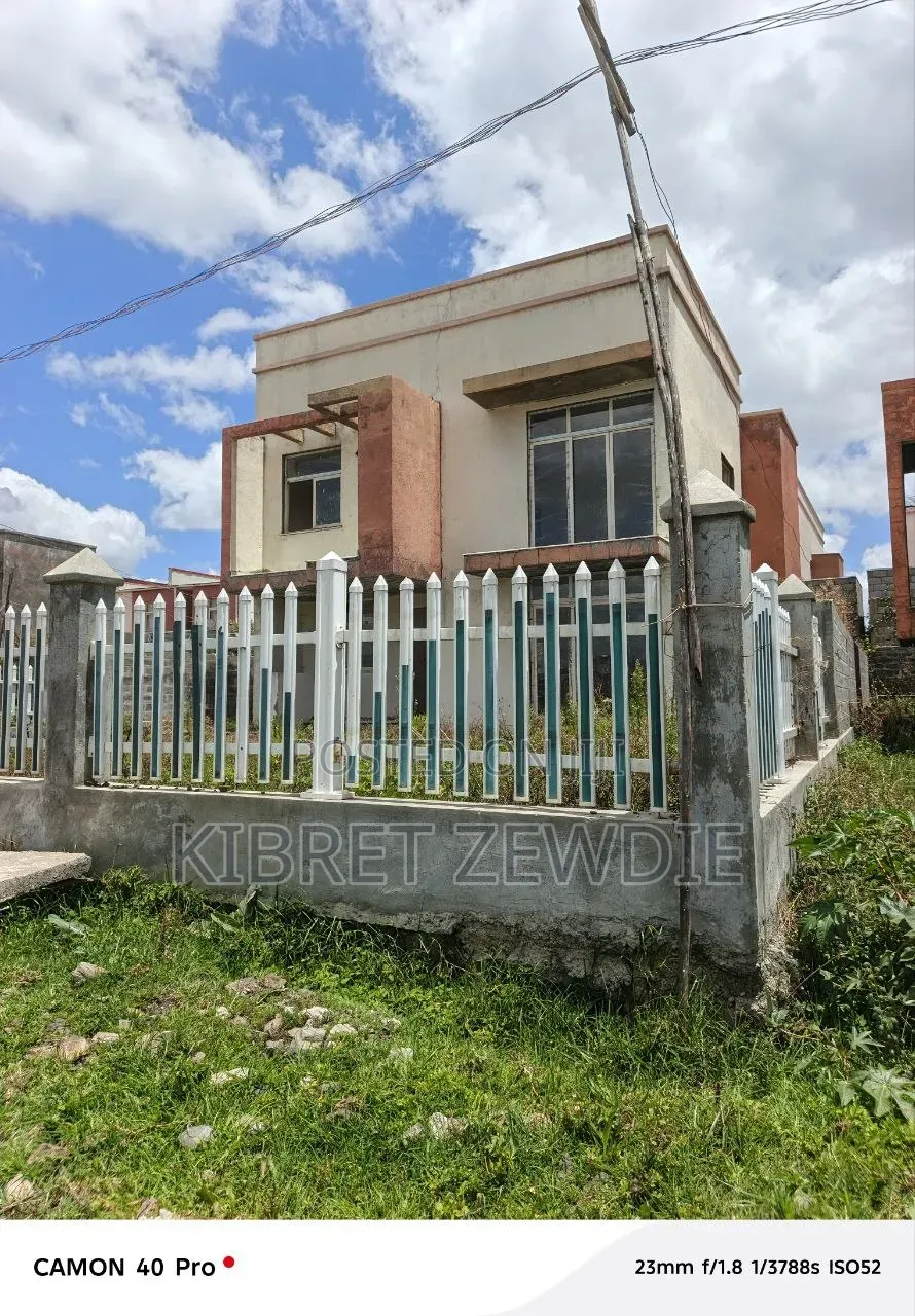 6bdrm House in Kibert Zewdie, Bole for sale