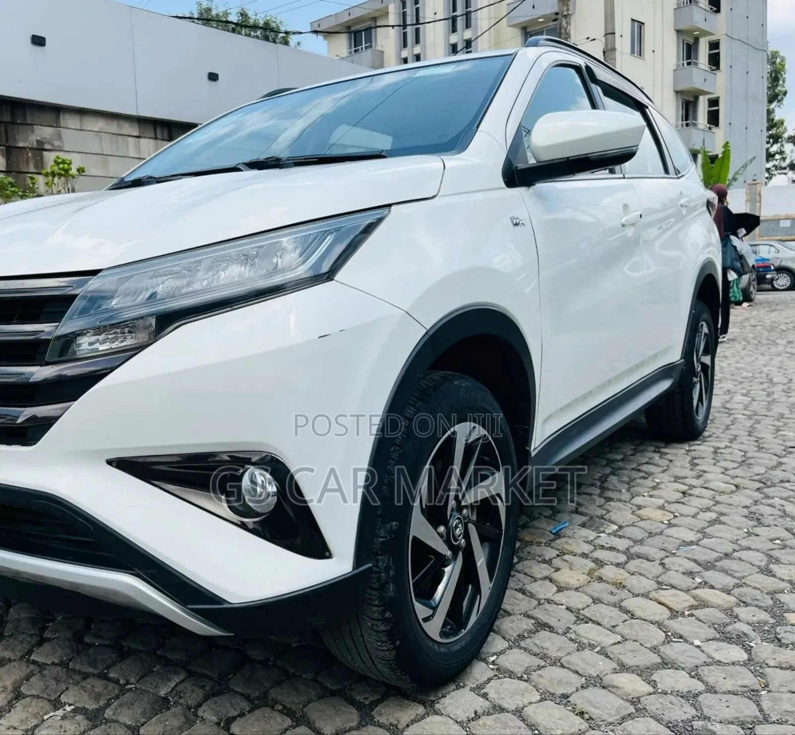 Toyota Rush 2021 Ivory