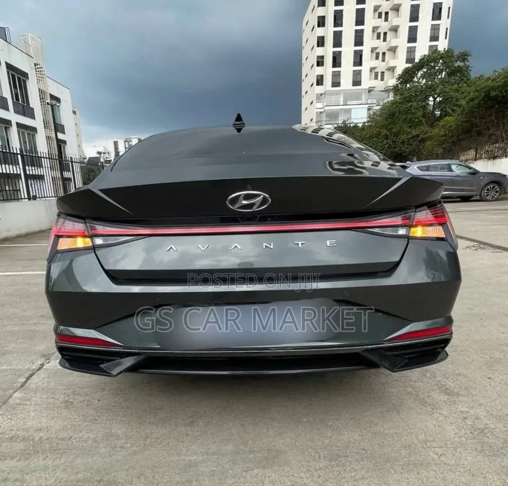 Hyundai Avante 2021 Beige