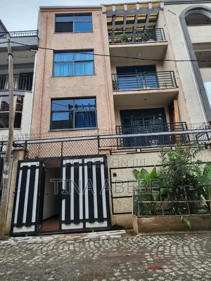 5bdrm House in Akaky Kaliti for sale