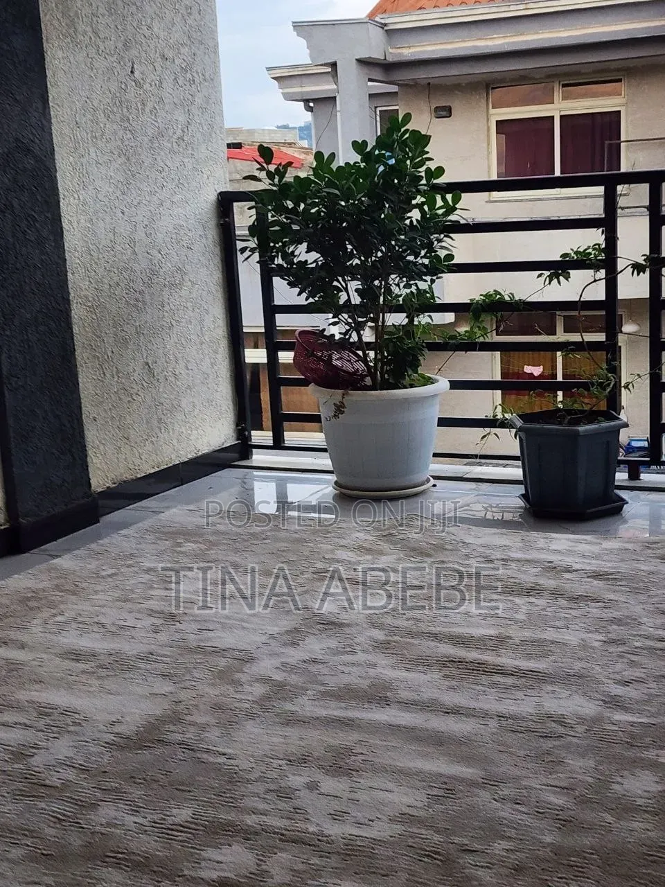 5bdrm House in Akaky Kaliti for sale