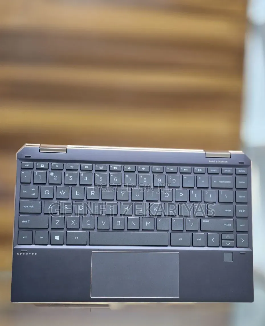 New Laptop HP Spectre X360 16GB Intel Core i7 SSD 1T