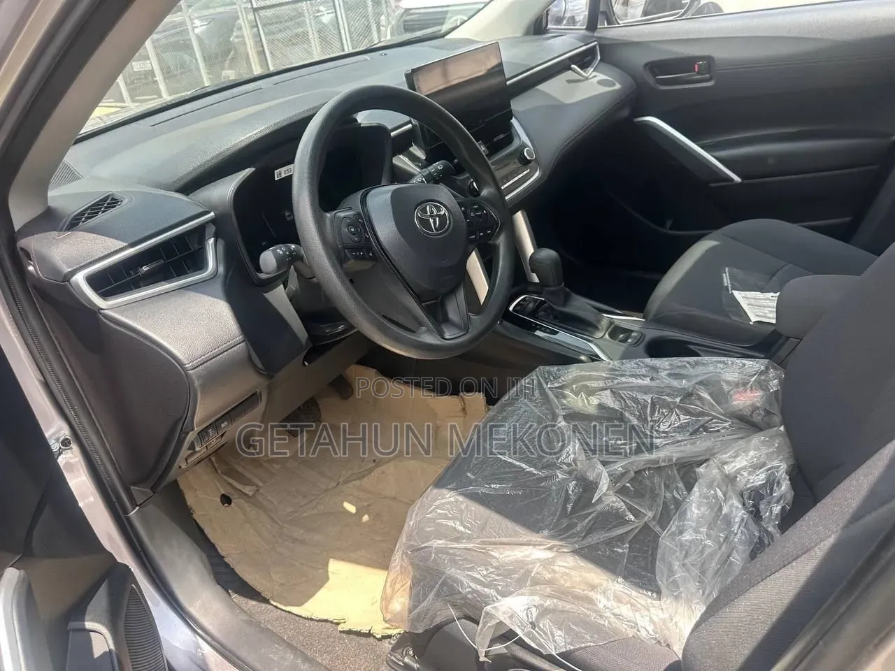 New Toyota Corolla Cross Hybrid 2026 Gold
