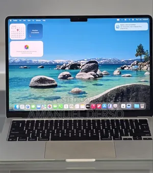 New Laptop Apple MacBook Pro 2024 M4 16GB Apple M4 Max SSD 256GB