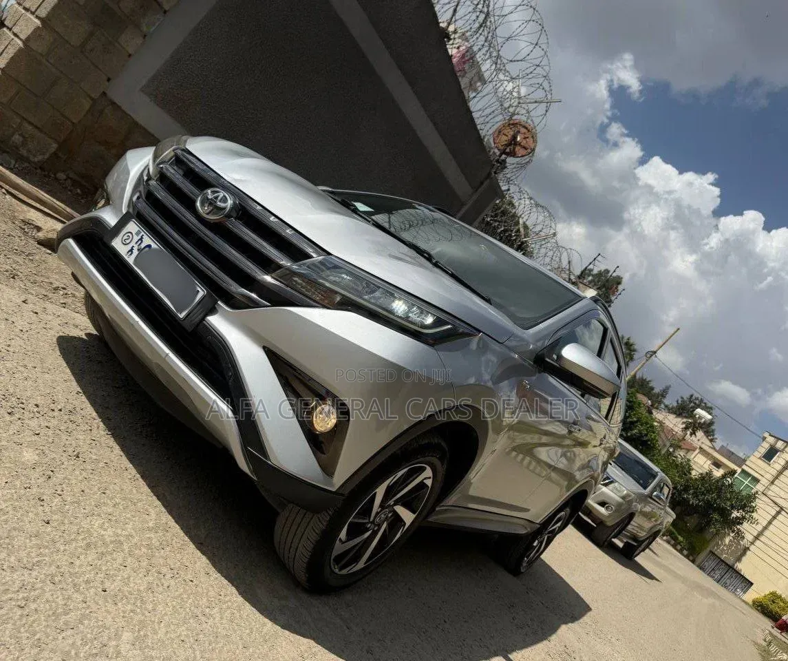 Toyota Rush 2020