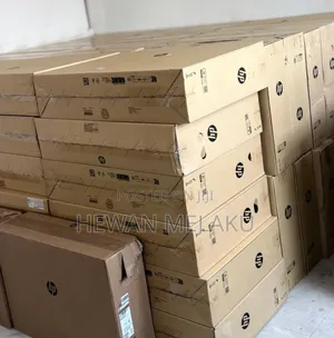 New HP 200 G4 22 All-in-One 16GB Intel Core i7 SSD 512GB