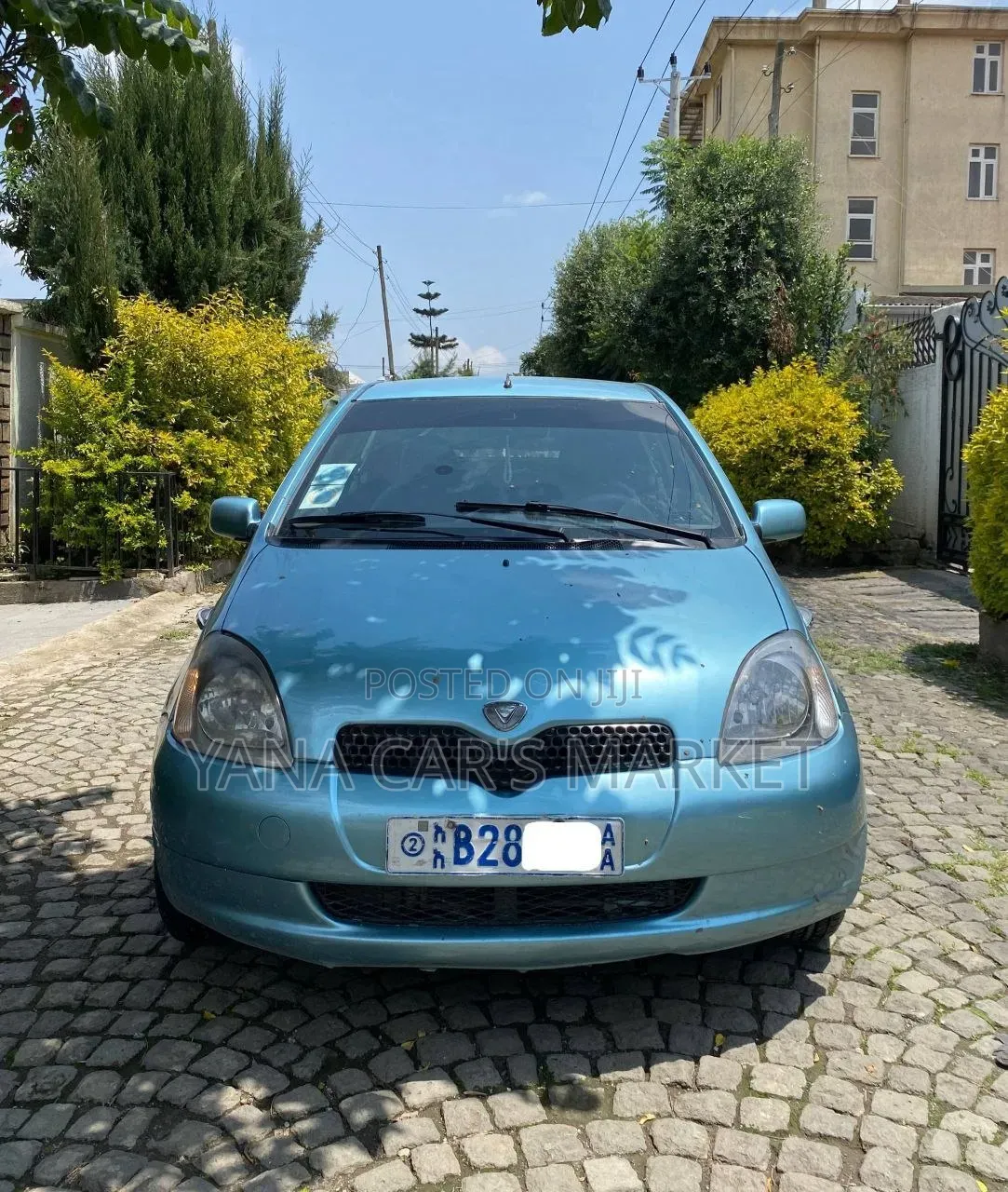 Toyota Vitz 2001 Blue