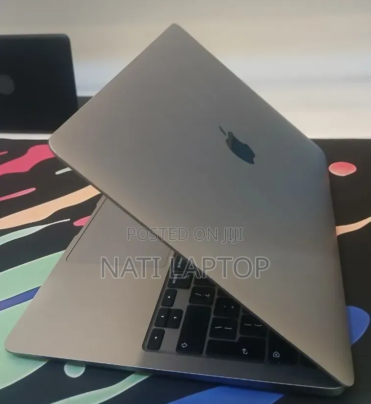 New Laptop Apple MacBook Air 2020 M1 8GB Apple M1 SSD 256GB