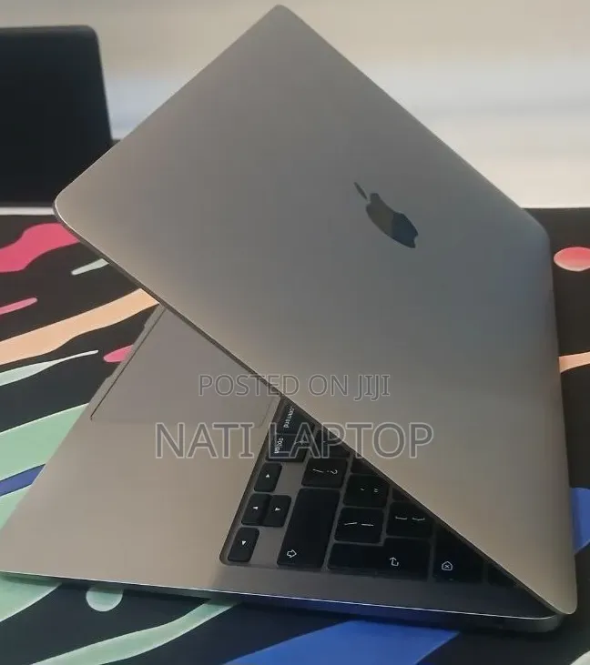 New Laptop Apple MacBook Air 2020 M1 8GB Apple M1 SSD 256GB