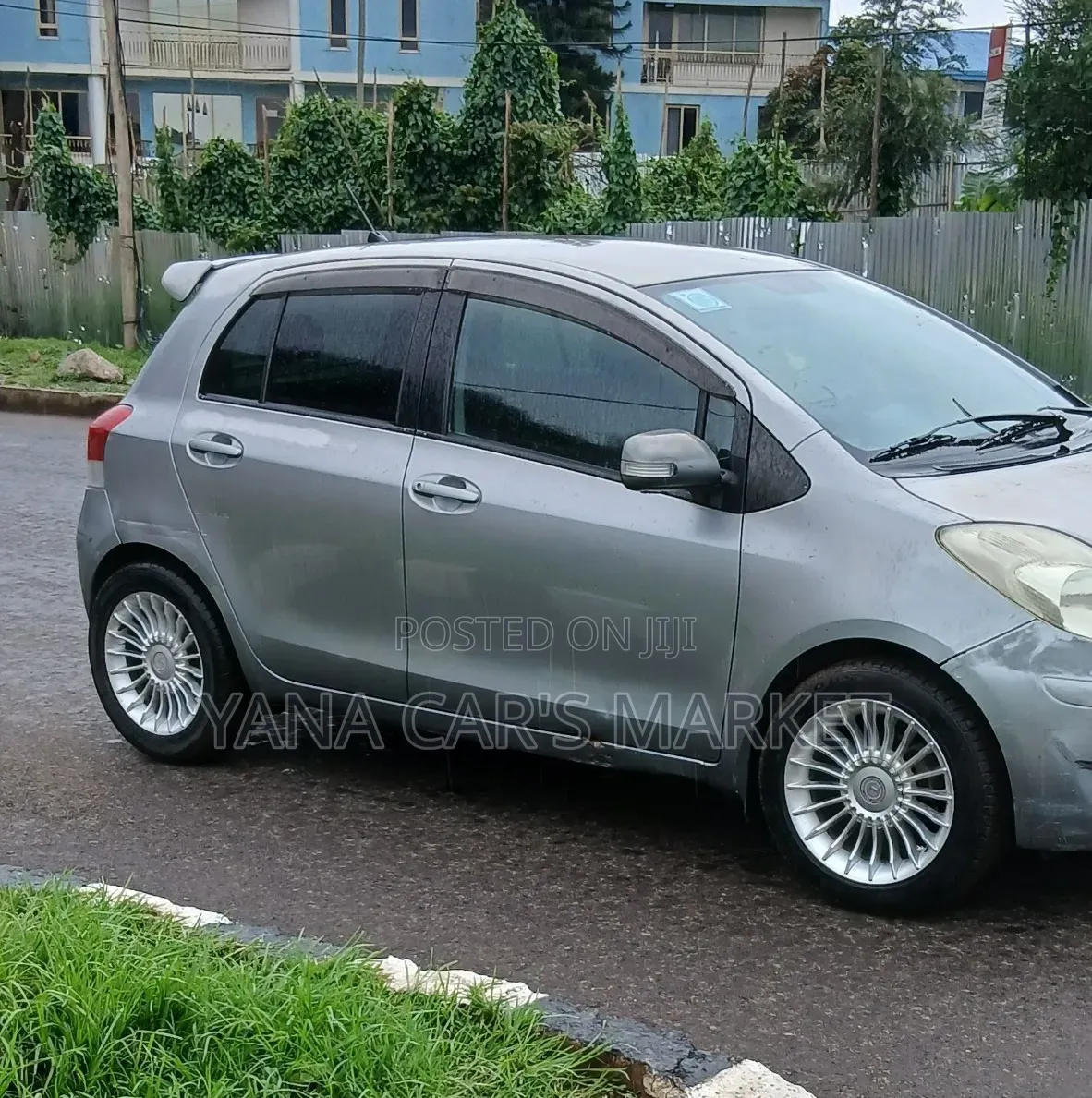 Toyota Yaris 2008 Gray