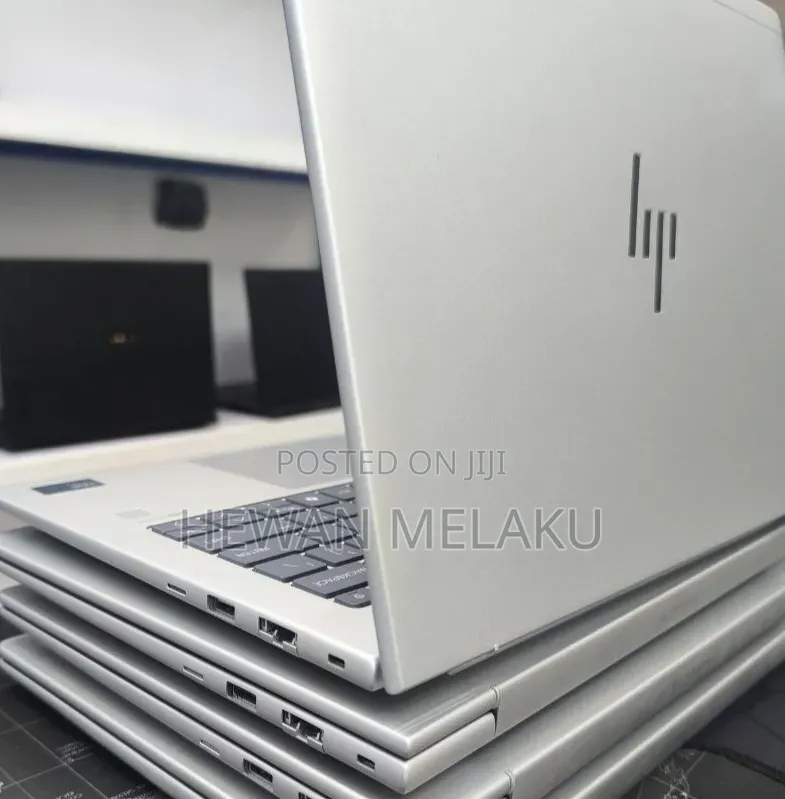 New Laptop HP EliteBook 640 G11 16GB Intel Core Ultra 7 SSD 512GB