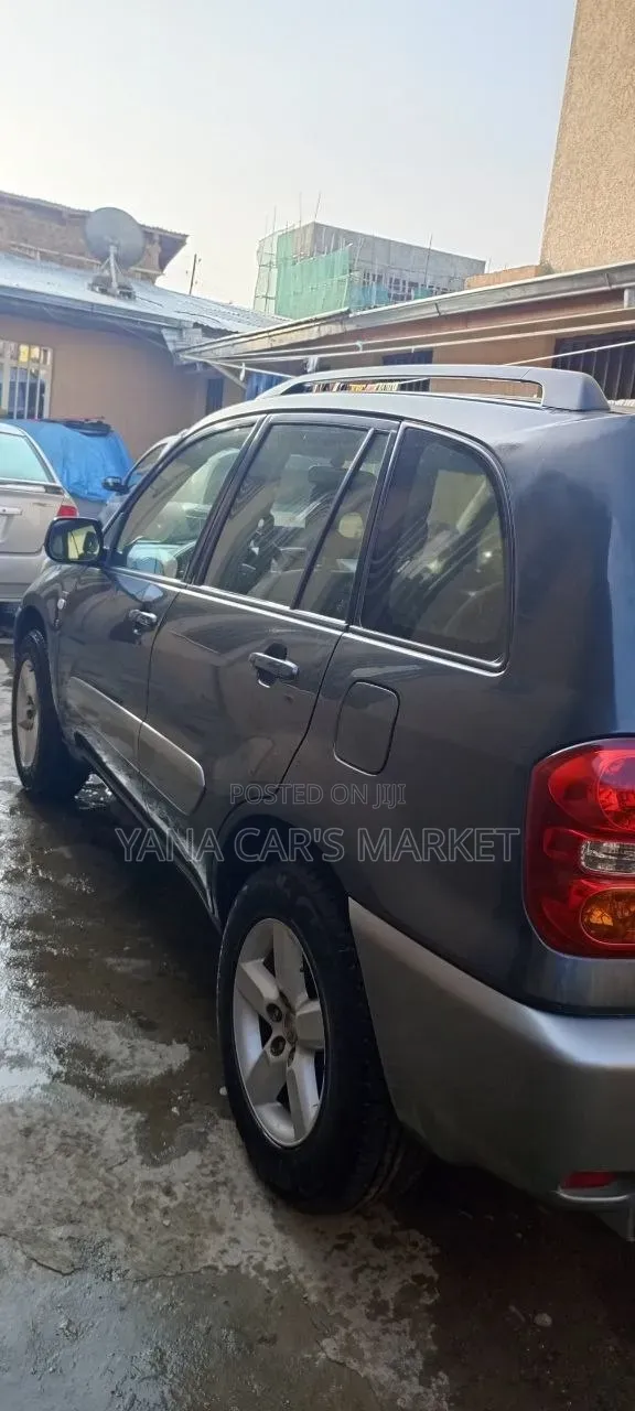Toyota RAV4 2005 Black