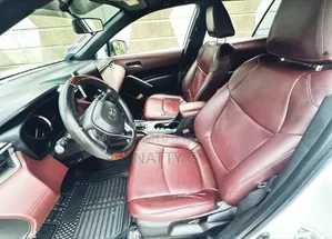 Toyota Corolla Cross Hybrid 2023 White