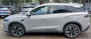 BYD Seal 05 DM-i 2025 Off white