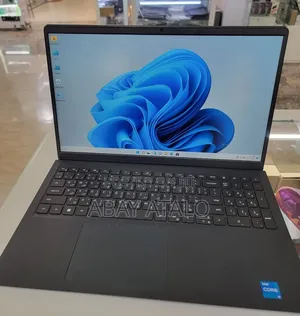 New Laptop Dell Inspiron 15 8GB Intel Core i5 SSD 512GB
