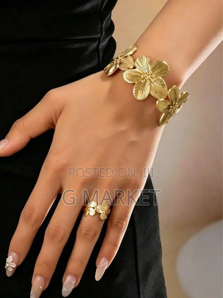 Hand Jewelry