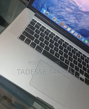 New Laptop Apple MacBook Pro 2015 16GB Intel Core i7 SSD 512GB