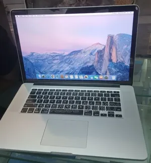 New Laptop Apple MacBook Pro 2015 16GB Intel Core i7 SSD 512GB